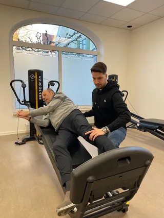 Trainingseinheit auf einem Fitnessgerät